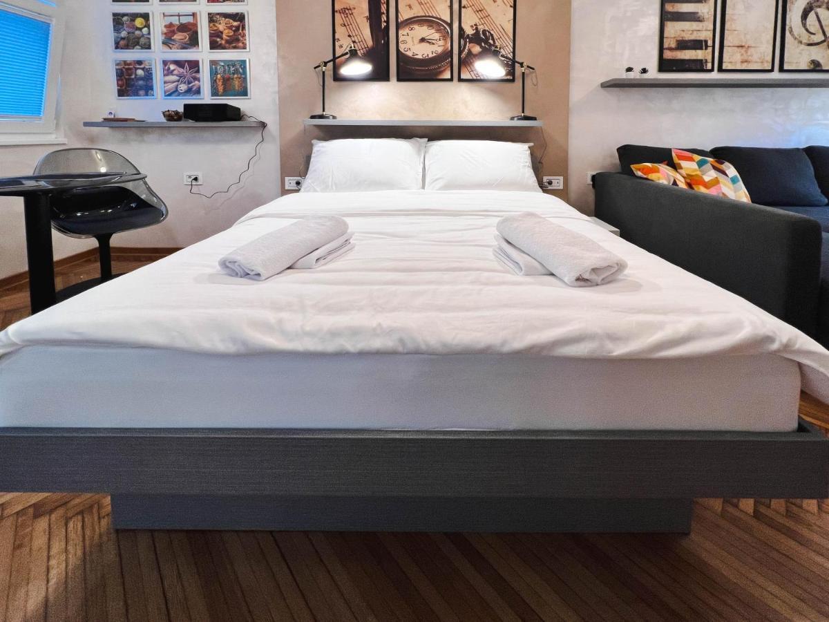 Old Town Luxury Suites Belgrade Extérieur photo