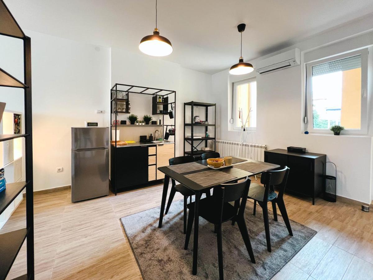 Old Town Luxury Suites Belgrade Extérieur photo
