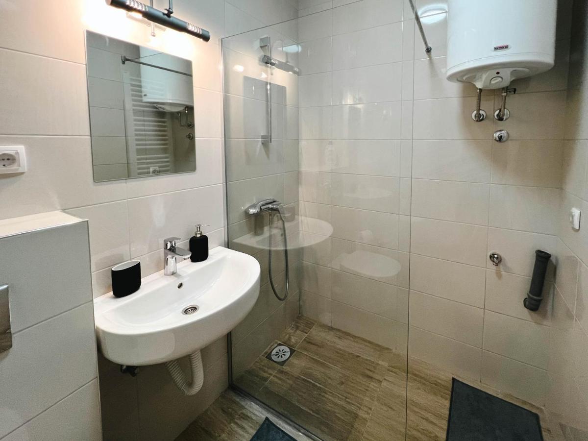 Old Town Luxury Suites Belgrade Extérieur photo